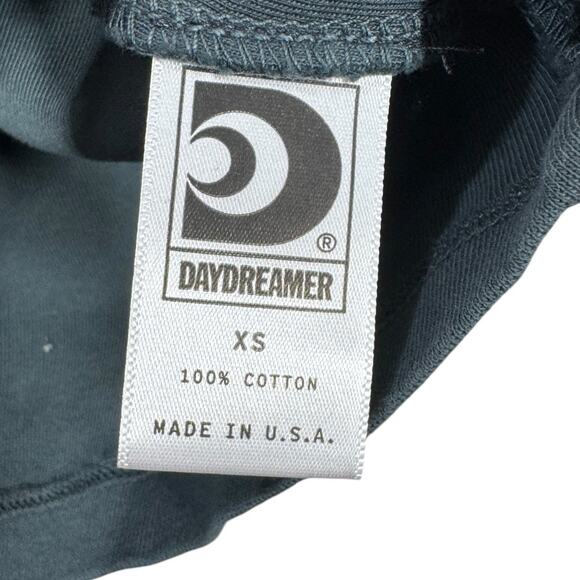 Daydreamer Love Stings Shrunken Tee XS Black Scorpion Graphic Retro Boho New - Picture 6 of 6